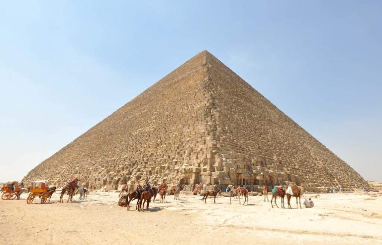 The Great Pyramid of Giza: A Wonder of the World