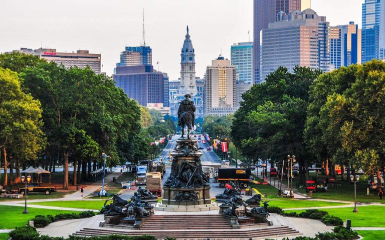 4 FUN THINGS TO DO IN PHILADELPHIA, PA